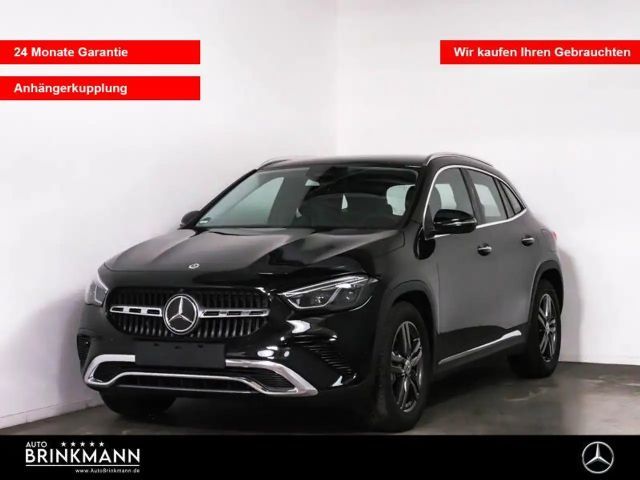 Mercedes-Benz GLA 200 GLA 200 AHK/DISTRONIC/360°/MULTIBEAM/TOTW SHZ 2025 Benzine