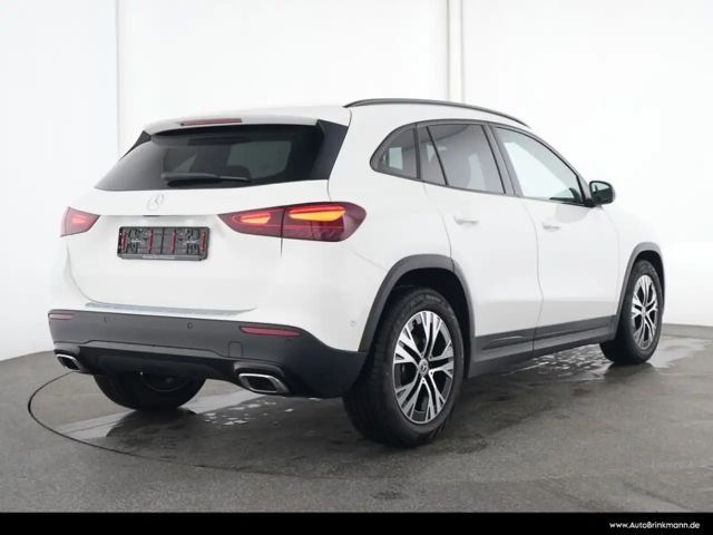 Mercedes-Benz GLA 180