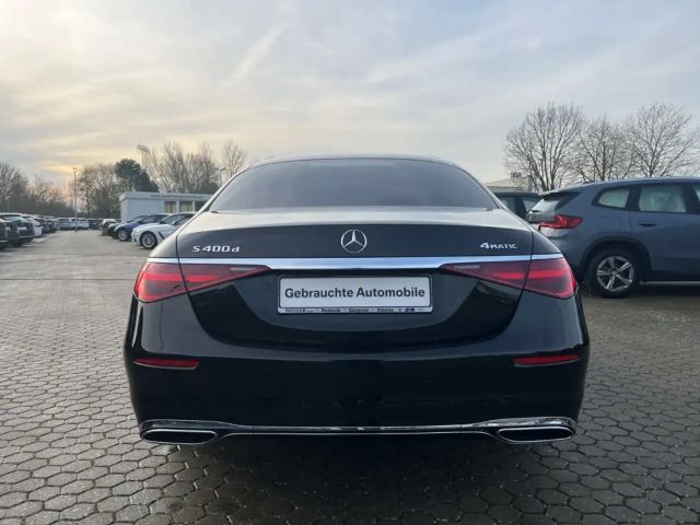 Mercedes-Benz S 400