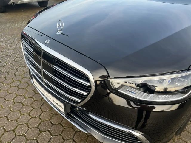 Mercedes-Benz S 400