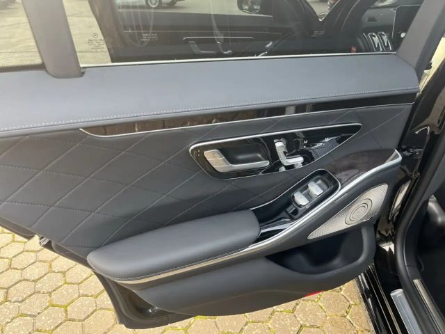 Mercedes-Benz S 400