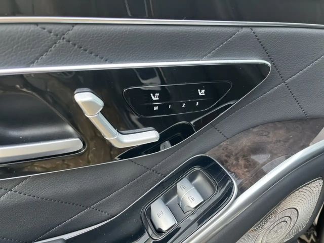 Mercedes-Benz S 400