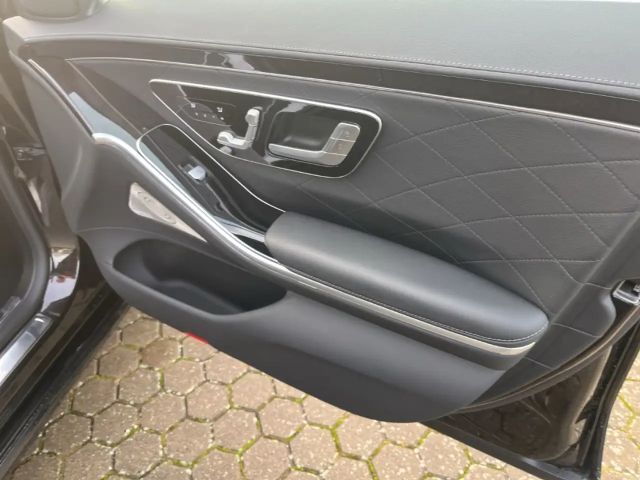 Mercedes-Benz S 400