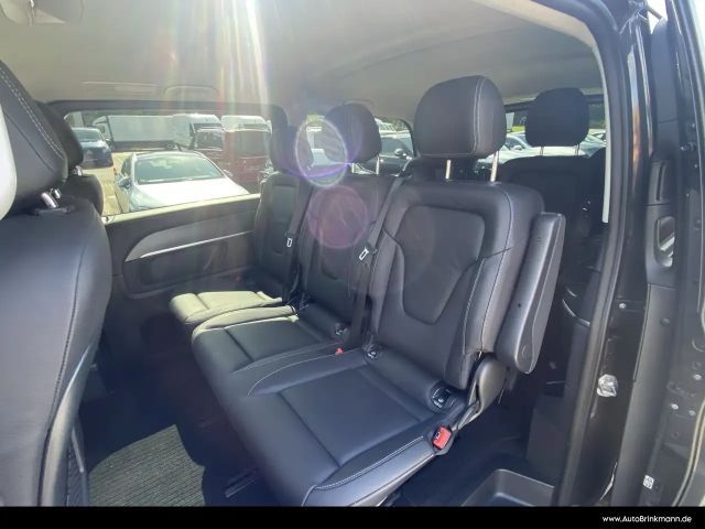 Mercedes-Benz V 250