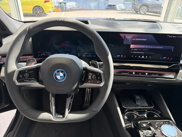 BMW 550