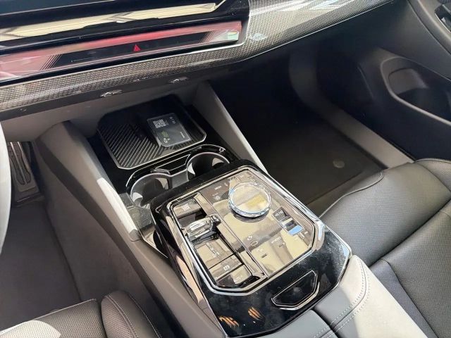 BMW 550
