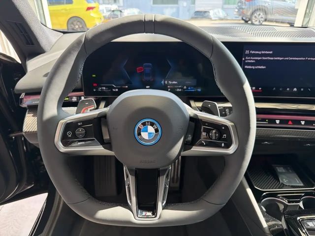BMW 550