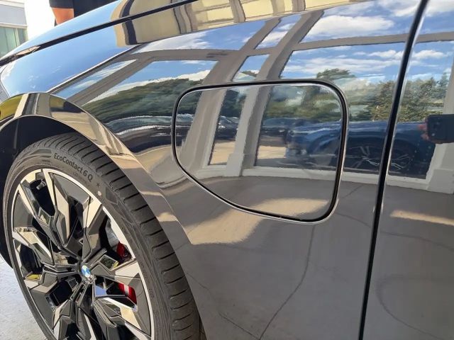 BMW 550