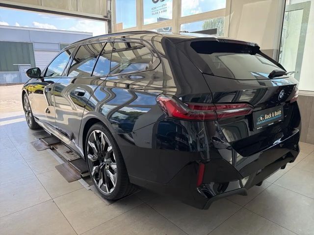 BMW 550