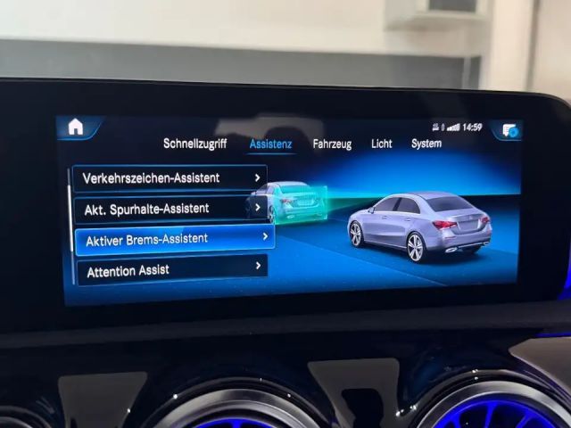 Mercedes-Benz A 200