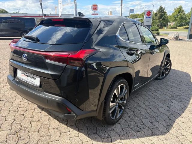 Lexus UX 250h