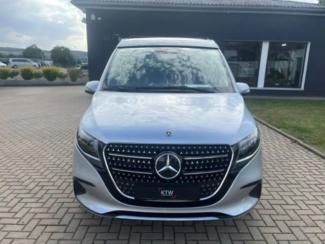 Mercedes-Benz V 220