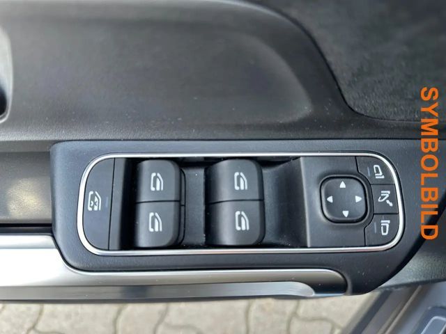Mercedes-Benz EQB 300