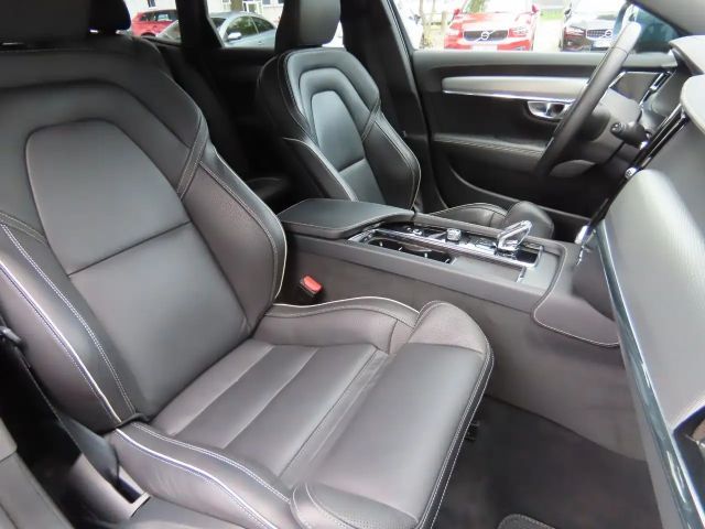 Volvo V90 Cross Country