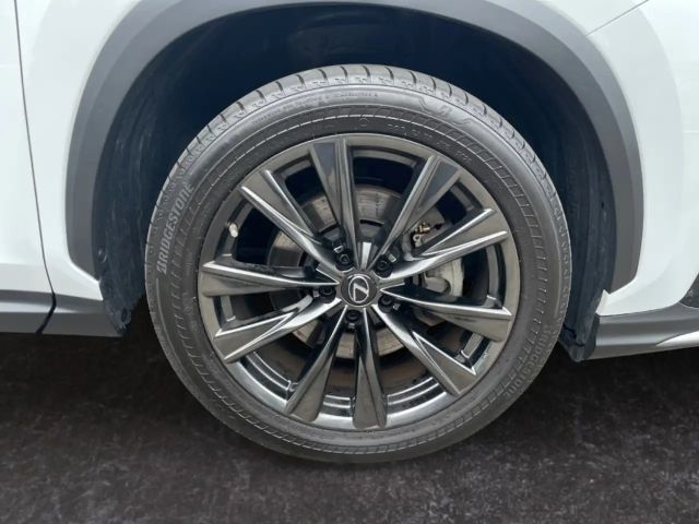 Lexus NX 450h+