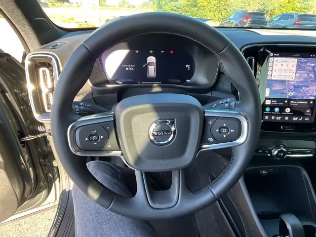 Volvo EX40