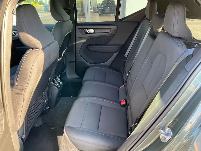 Volvo EX40