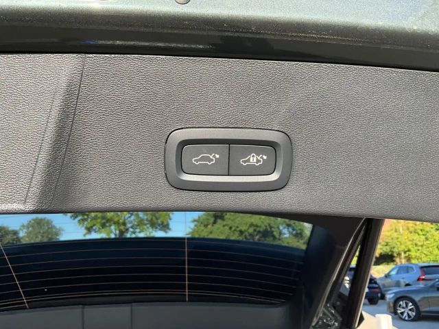 Volvo EX40