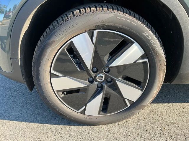 Volvo EX40