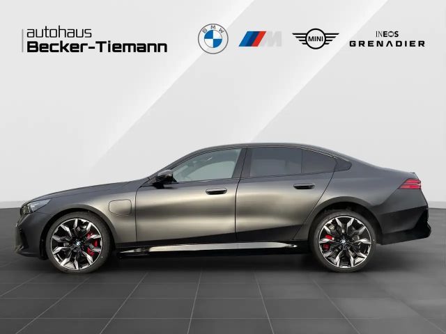 BMW 550