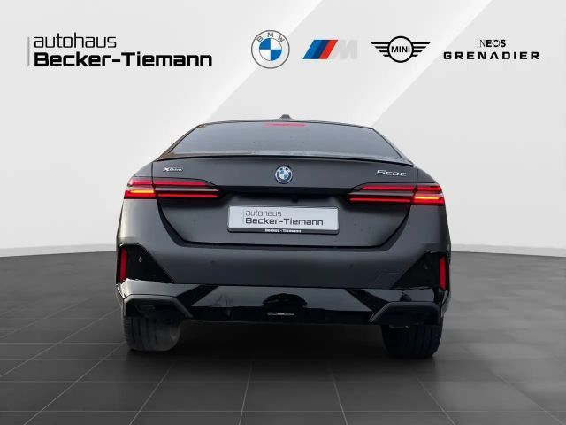 BMW 550