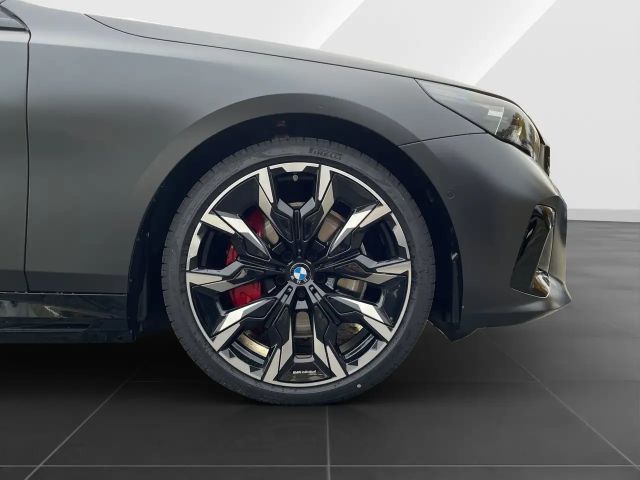 BMW 550