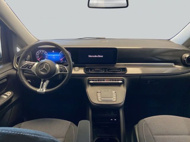Mercedes-Benz V 220