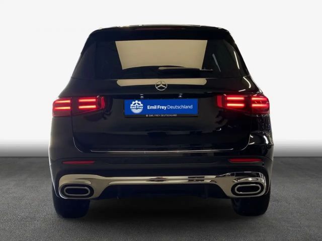 Mercedes-Benz GLB 220