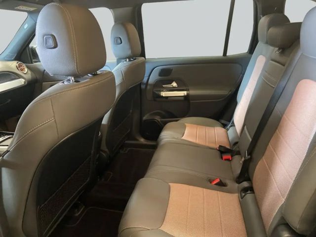Mercedes-Benz EQB 350