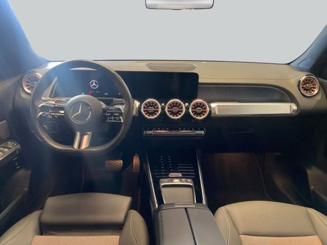 Mercedes-Benz EQB 350
