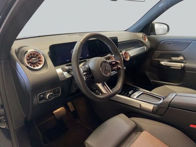 Mercedes-Benz EQB 350