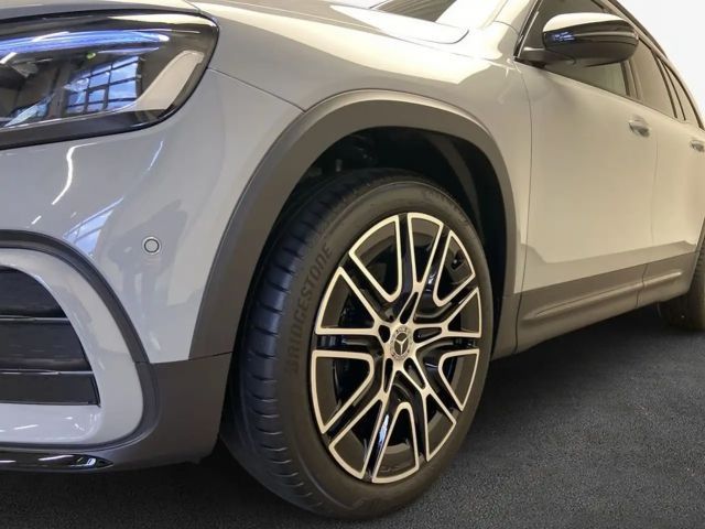 Mercedes-Benz GLB 180