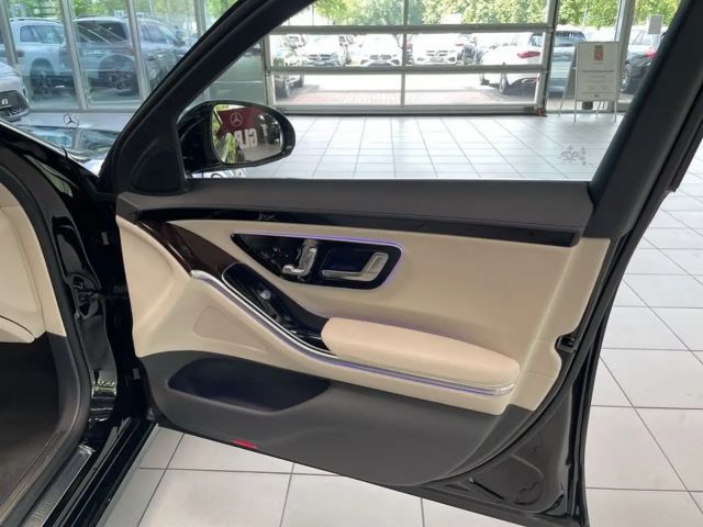 Mercedes-Benz S 400