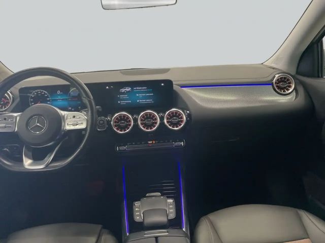 Mercedes-Benz EQA 300