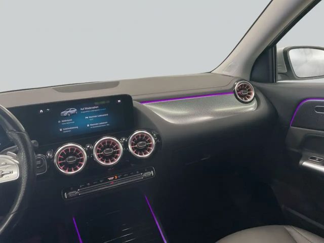 Mercedes-Benz EQA 300