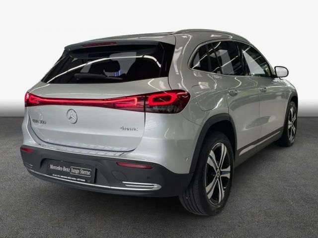 Mercedes-Benz EQA 300