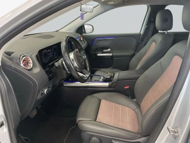 Mercedes-Benz EQA 300