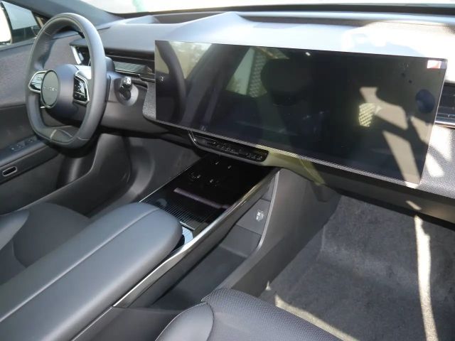 Mazda CX-6e