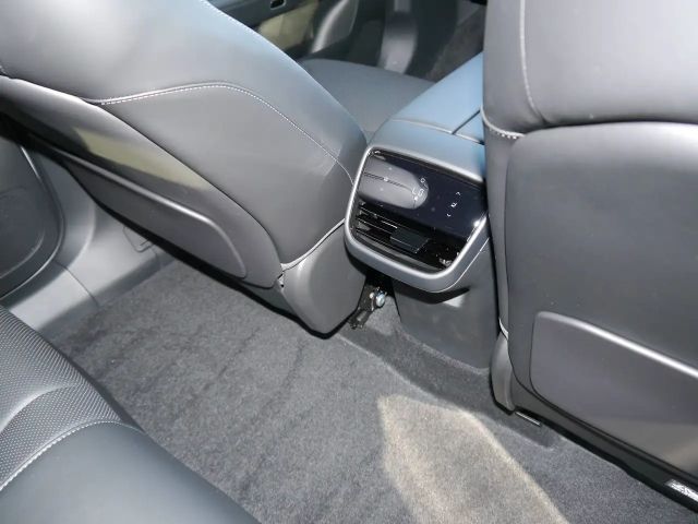 Mazda CX-6e