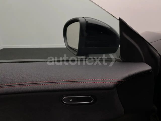 Mercedes-Benz CLA 220