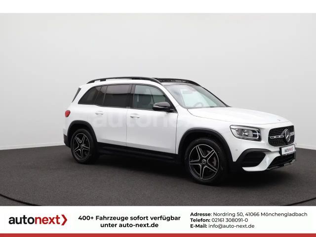 Mercedes-Benz GLB 220