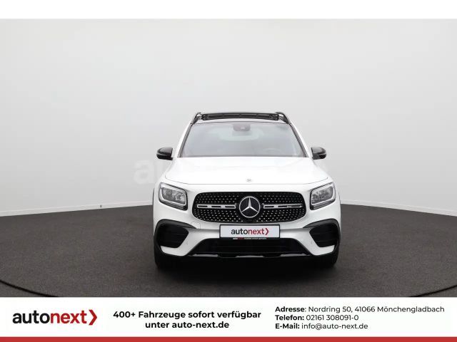 Mercedes-Benz GLB 220