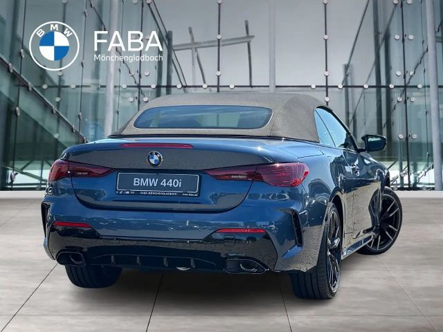 BMW 440