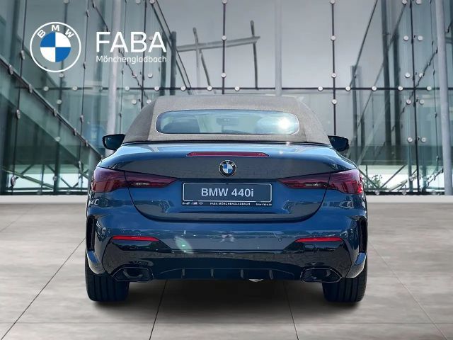 BMW 440