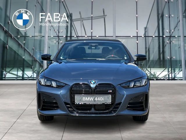 BMW 440