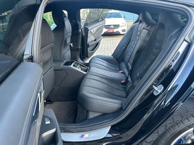 BMW M850