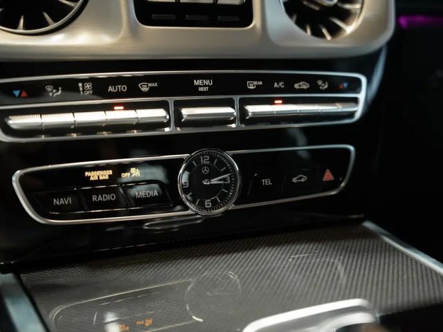 Mercedes-Benz G 500