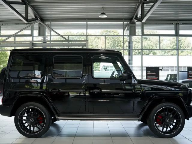 Mercedes-Benz G 500