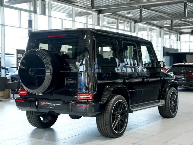 Mercedes-Benz G 500