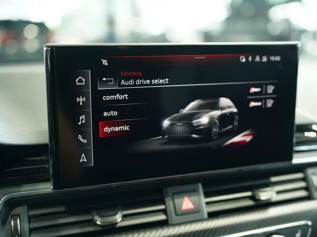 Audi RS4
